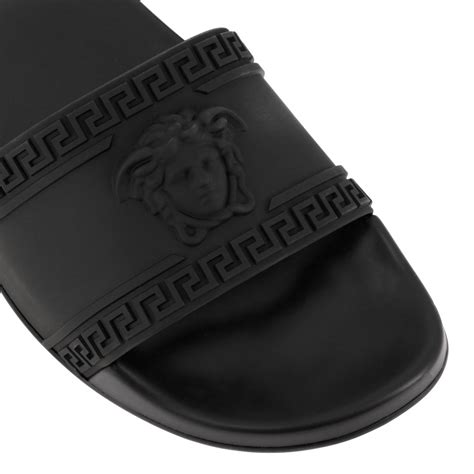 sandalias de hombre versace|Sandalias de Versace para hombre .